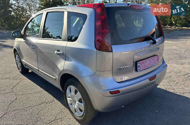 Хэтчбек Nissan Note 2008 в 