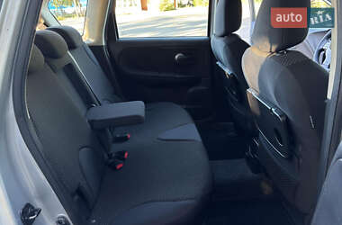 Хэтчбек Nissan Note 2008 в 