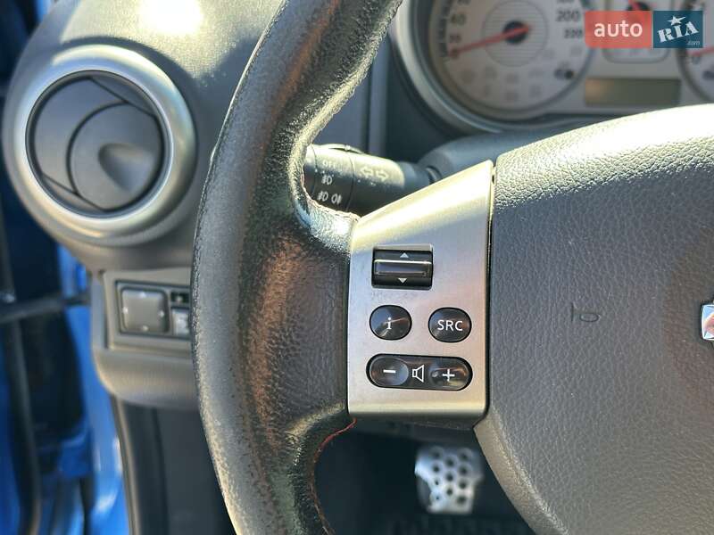 Хэтчбек Nissan Note 2006 в Киеве