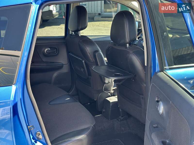 Хэтчбек Nissan Note 2006 в Киеве