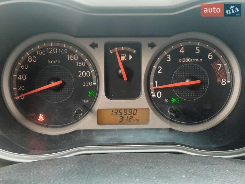 Хэтчбек Nissan Note 2007 в Киеве