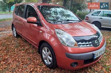 Хэтчбек Nissan Note 2007 в Киеве