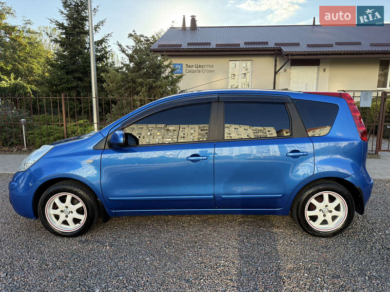 Хэтчбек Nissan Note 2006 в Белгороде-Днестровском