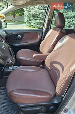 Хэтчбек Nissan Note 2006 в 