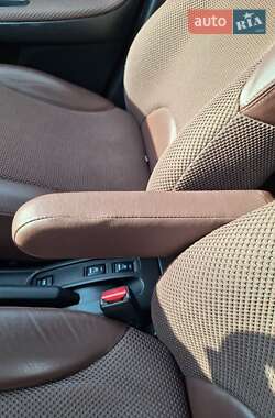 Хэтчбек Nissan Note 2006 в 