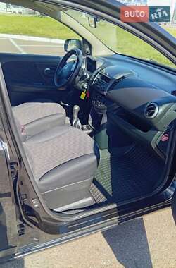 Хэтчбек Nissan Note 2007 в 