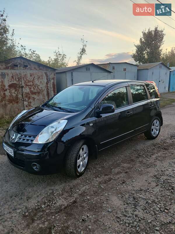 Хэтчбек Nissan Note 2007 в Одессе