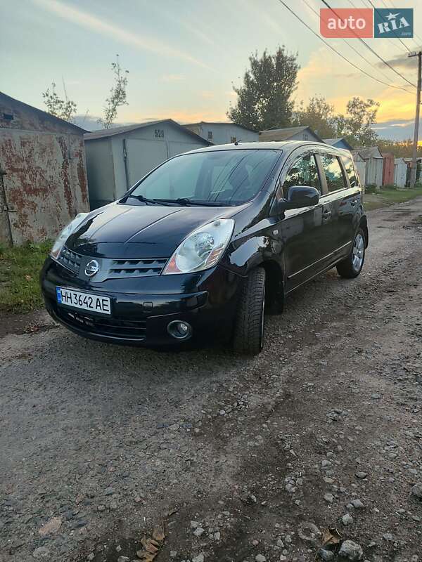 Хэтчбек Nissan Note 2007 в Одессе