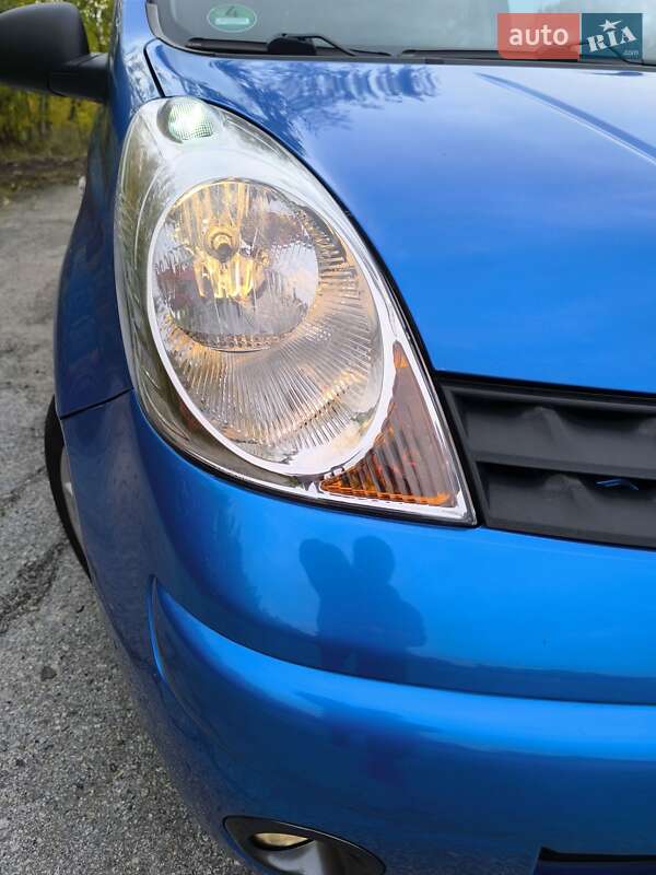 Хэтчбек Nissan Note 2007 в Ахтырке фото 15 Хэтчбек Nissan Note 2007 в Ахтырке