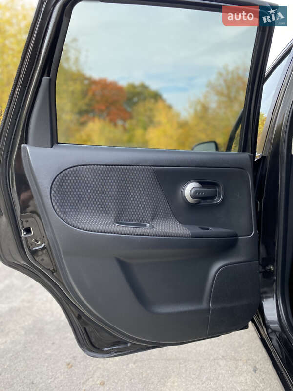 Хетчбек Nissan Note 2006 в Хоролі фото 21 Хетчбек Nissan Note 2006 в Хоролі