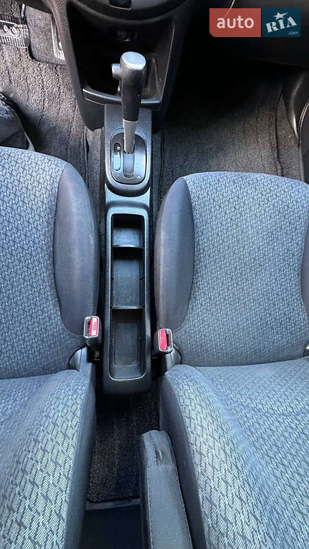 Хэтчбек Nissan Note 2012 в Тернополе