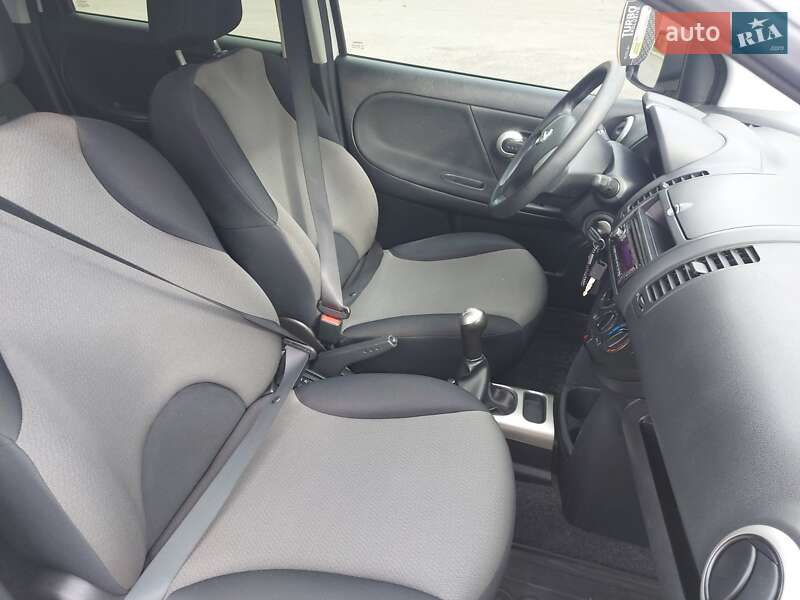 Хетчбек Nissan Note 2012 в Первомайську фото 13 Хетчбек Nissan Note 2012 в Первомайську