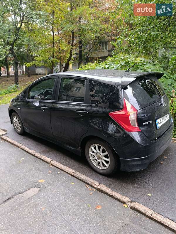 Хетчбек Nissan Note 2012 в Києві