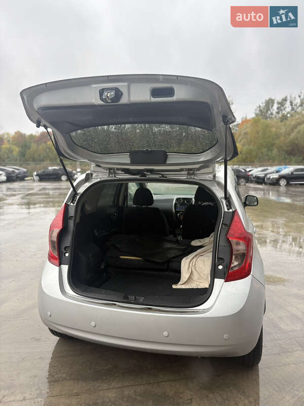 Хэтчбек Nissan Note 2013 в Львове
