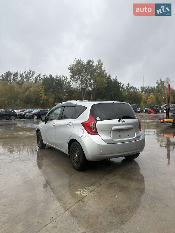 Хэтчбек Nissan Note 2013 в Львове