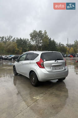 Хэтчбек Nissan Note 2013 в 
