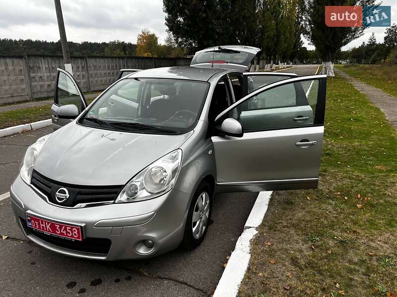 Хэтчбек Nissan Note 2010 в Кременчуге фото 54 Хэтчбек Nissan Note 2010 в Кременчуге