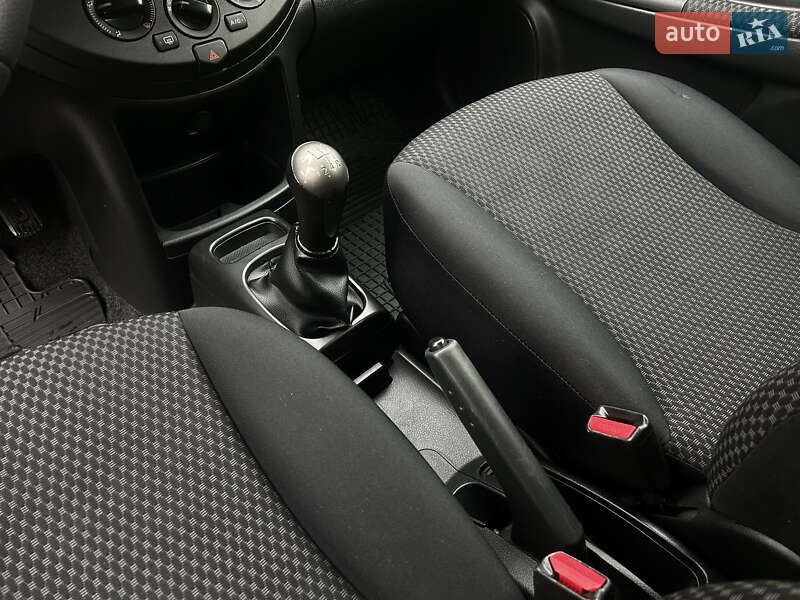 Хэтчбек Nissan Note 2007 в Виннице