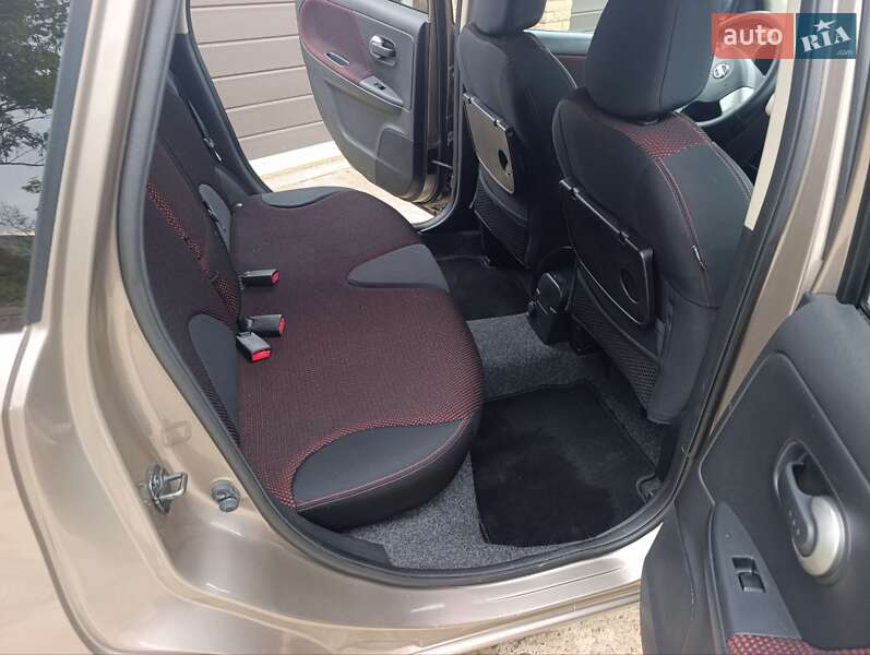 Хэтчбек Nissan Note 2008 в Черновцах фото 21 Хэтчбек Nissan Note 2008 в Черновцах