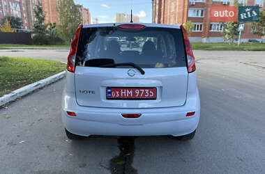 Хэтчбек Nissan Note 2008 в 