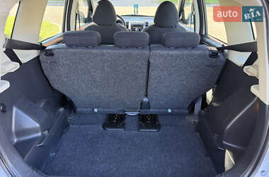 Хэтчбек Nissan Note 2008 в 