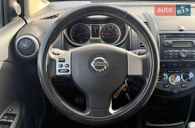 Хэтчбек Nissan Note 2006 в 