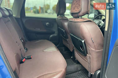 Хэтчбек Nissan Note 2007 в 