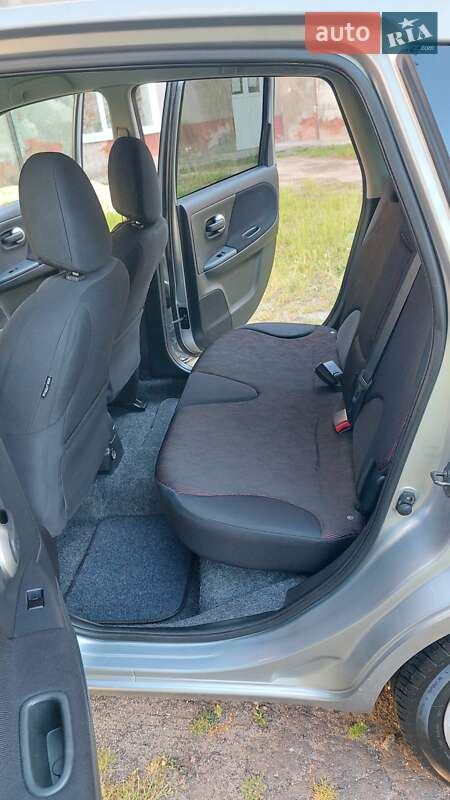 Хэтчбек Nissan Note 2010 в Луцке