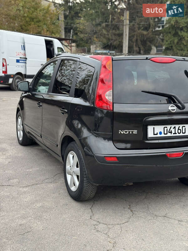 Хэтчбек Nissan Note 2006 в Хмельницком
