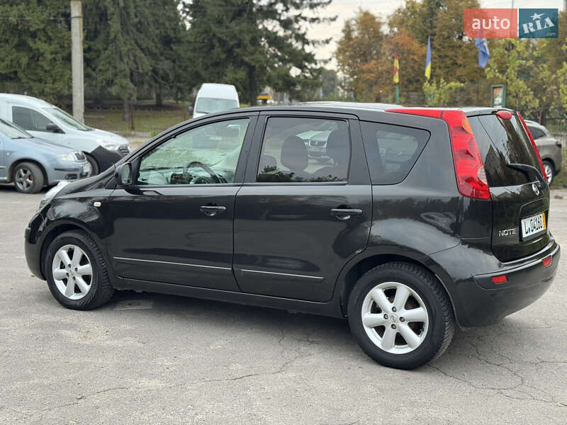 Хэтчбек Nissan Note 2006 в Хмельницком