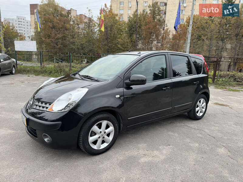 Хэтчбек Nissan Note 2006 в Хмельницком
