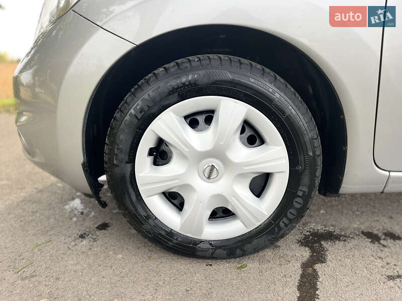 Хетчбек Nissan Note 2014 в Володимирі фото 19 Хетчбек Nissan Note 2014 в Володимирі