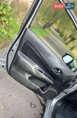 Хэтчбек Nissan Note 2014 в 