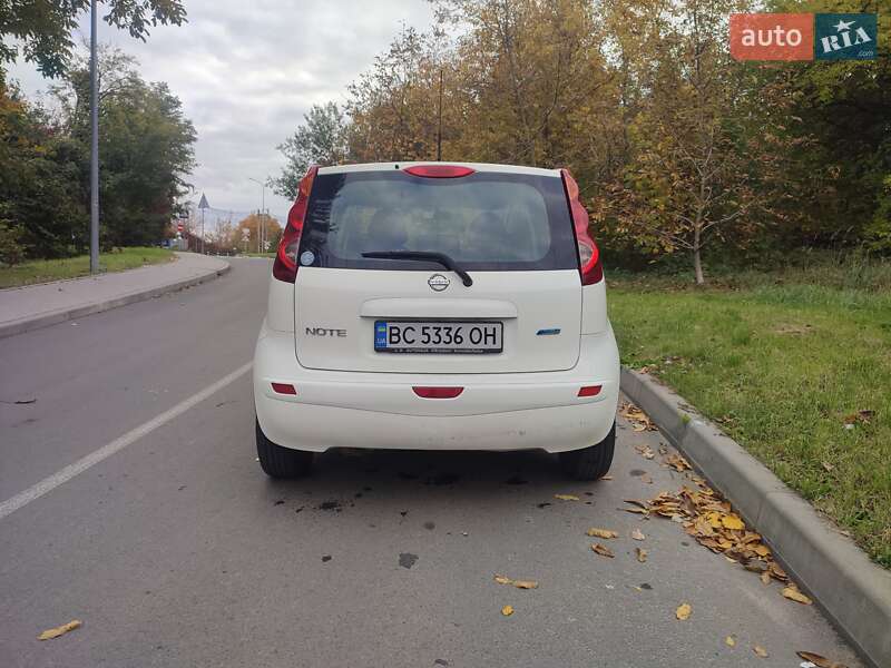 Хетчбек Nissan Note 2009 в Львові фото 4 Хетчбек Nissan Note 2009 в Львові