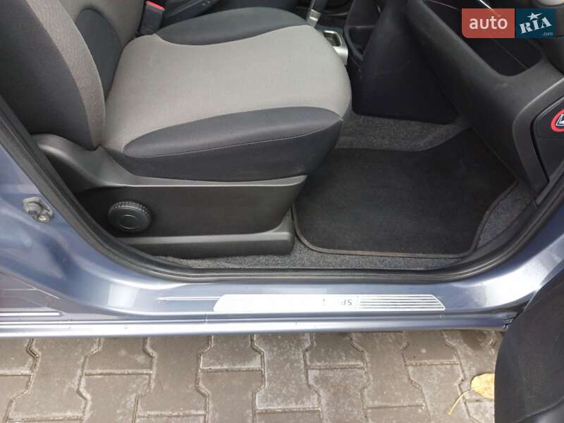 Хетчбек Nissan Note 2008 в Луцьку фото 16 Хетчбек Nissan Note 2008 в Луцьку
