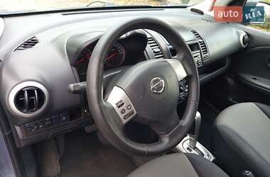 Хэтчбек Nissan Note 2008 в 