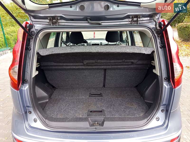 Хетчбек Nissan Note 2008 в Луцьку фото 12 Хетчбек Nissan Note 2008 в Луцьку