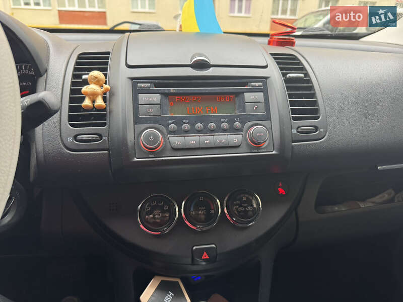 Хэтчбек Nissan Note 2013 в Хмельницком фото 5 Хэтчбек Nissan Note 2013 в Хмельницком