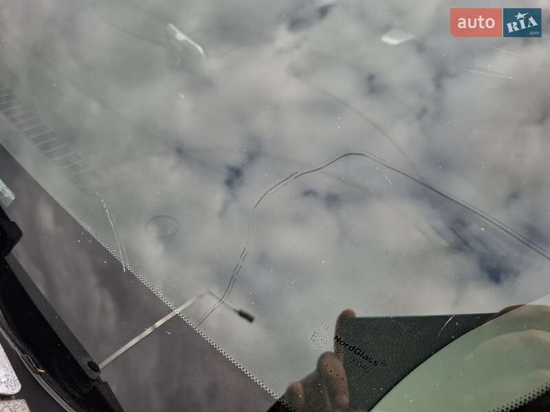 Хетчбек Nissan Note 2011 в Черкасах фото 23 Хетчбек Nissan Note 2011 в Черкасах