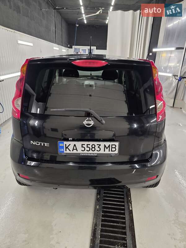 Хетчбек Nissan Note 2012 в Києві