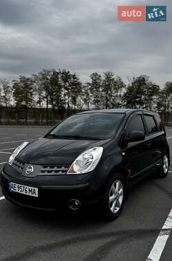 Хетчбек Nissan Note 2008 в  фото 6 Хетчбек Nissan Note 2008 в