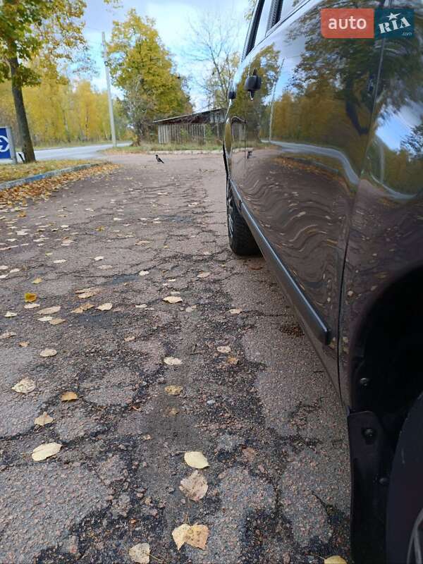 Хэтчбек Nissan Note 2006 в Чернигове фото 12 Хэтчбек Nissan Note 2006 в Чернигове