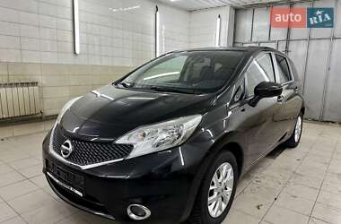 Хэтчбек Nissan Note 2014 в 