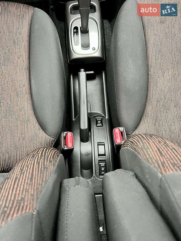 Хетчбек Nissan Note 2010 в Києві