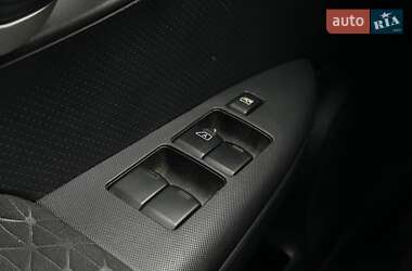 Хетчбек Nissan Note 2013 в  фото 16 Хетчбек Nissan Note 2013 в