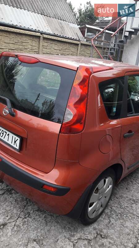 Хэтчбек Nissan Note 2006 в Запорожье фото 3 Хэтчбек Nissan Note 2006 в Запорожье