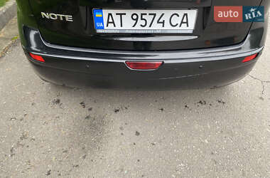 Хэтчбек Nissan Note 2007 в 