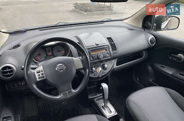 Хэтчбек Nissan Note 2007 в 