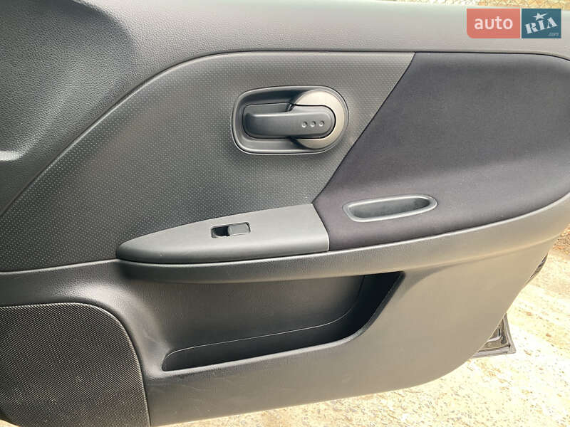 Хэтчбек Nissan Note 2007 в Ивано-Франковске фото 42 Хэтчбек Nissan Note 2007 в Ивано-Франковске