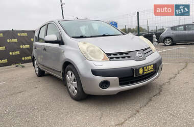 Хэтчбек Nissan Note 2006 в Киеве